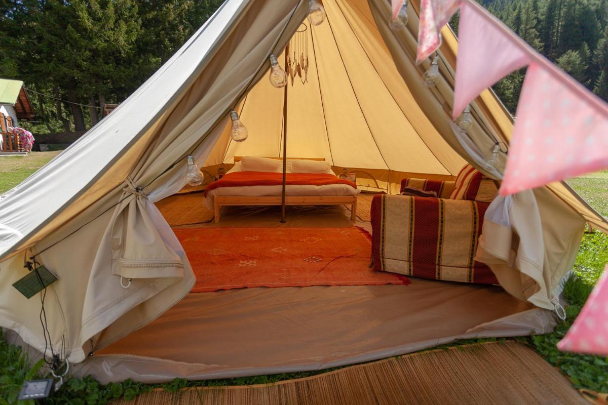 Hobo Camping Courmayeur Eksteriør billede